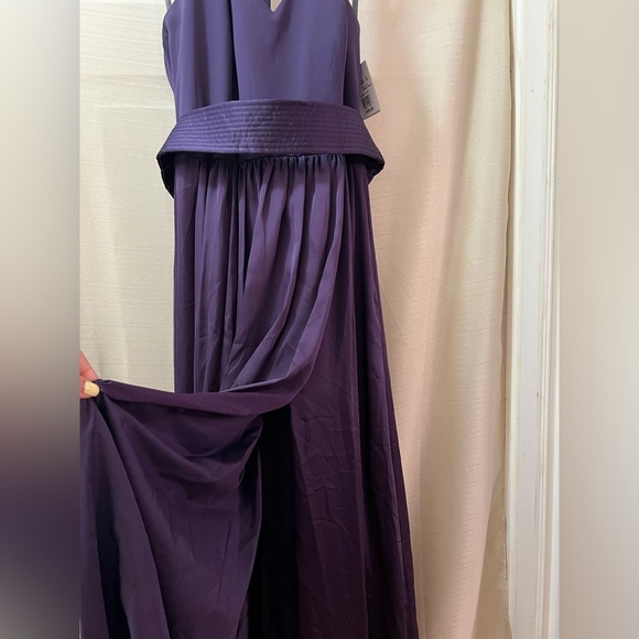 Vera Want White Elegant Purple Halter Maxi Dress or Gown with Side Slit Size 10 - Picture 5 of 12